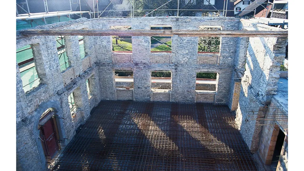 Haus Mitten