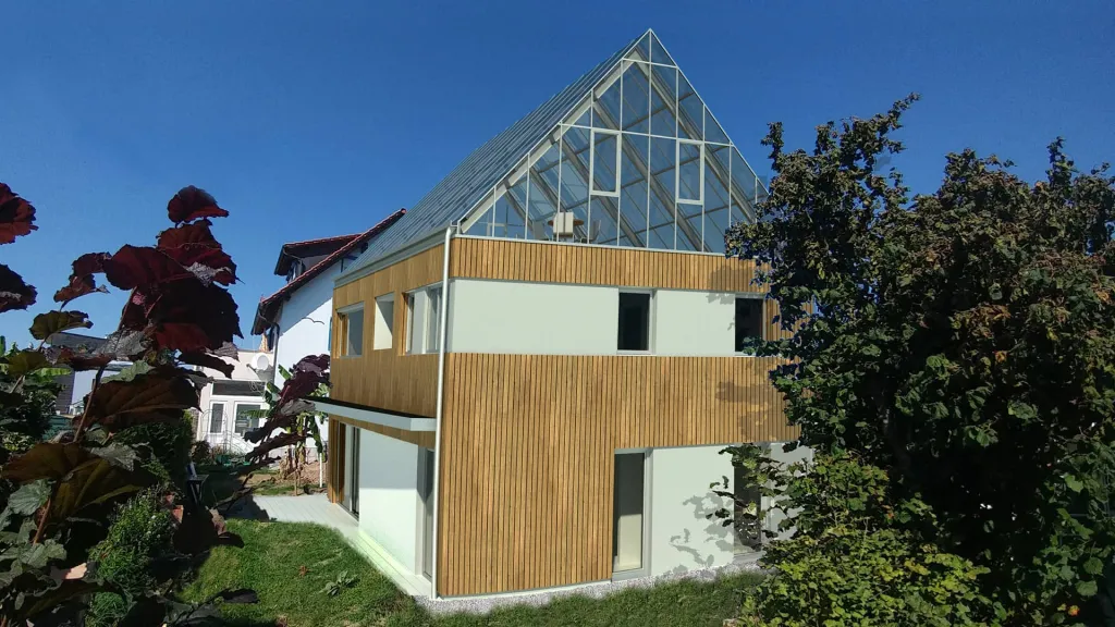 Haus F