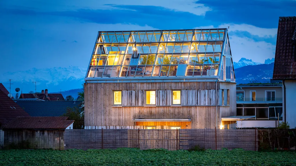 Haus F